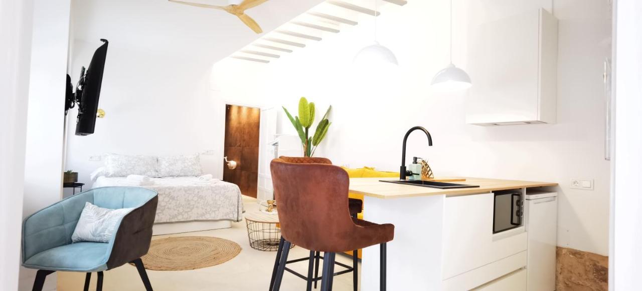 Manzano Palace. Habitaciones Y Suites 30 M2 En La Plaza Mayor Almagro Exterior photo
